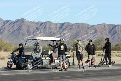 media/Jan-15-2026-Racers Edge (Thu) [[dfebeb70ab]]/1-Around the Pits-Track Walk/